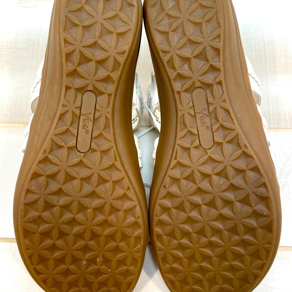 Yuu NIB Dansa White Thong Mule Sandals 7 - Picture 8 of 10
